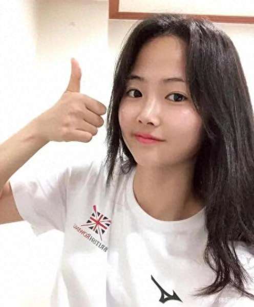 女足颜值阵容搭配图　中国女足黄金一代阵容-第13张