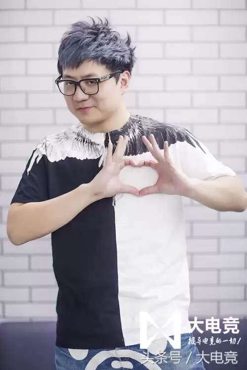 lol4周年电竞老司机　lol我的老婆是职业选手-第4张